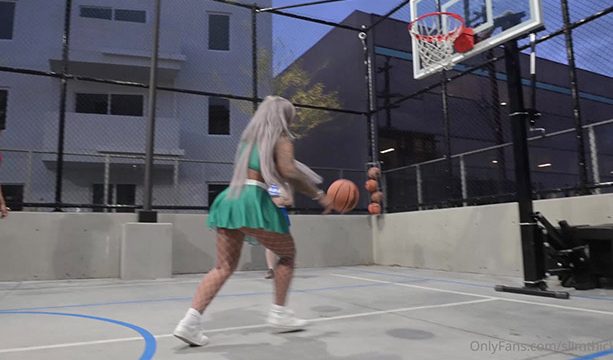 SlimThickVic & Hailey Rose